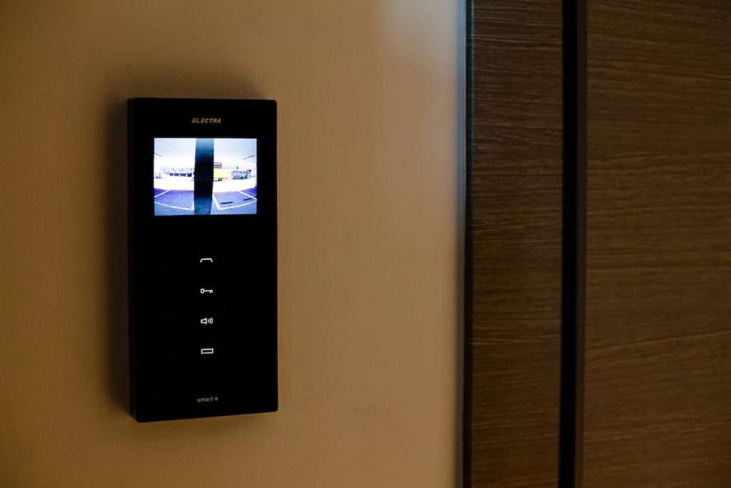 Luxury Apt. Near River & Parking Temeşvar Dış mekan fotoğraf
