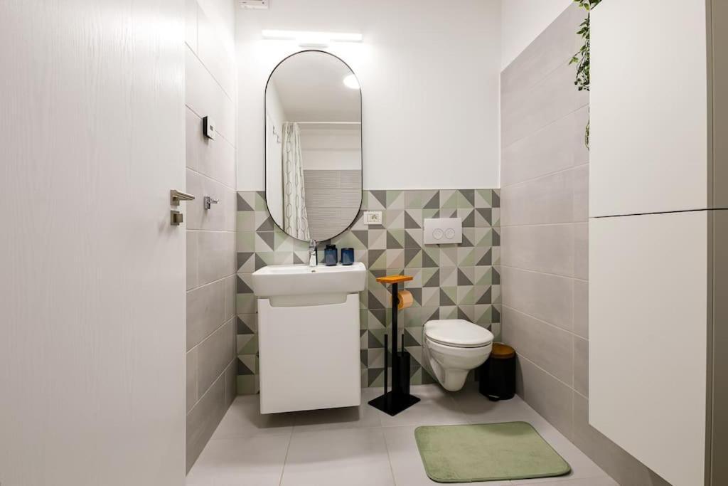 Luxury Apt. Near River & Parking Temeşvar Dış mekan fotoğraf